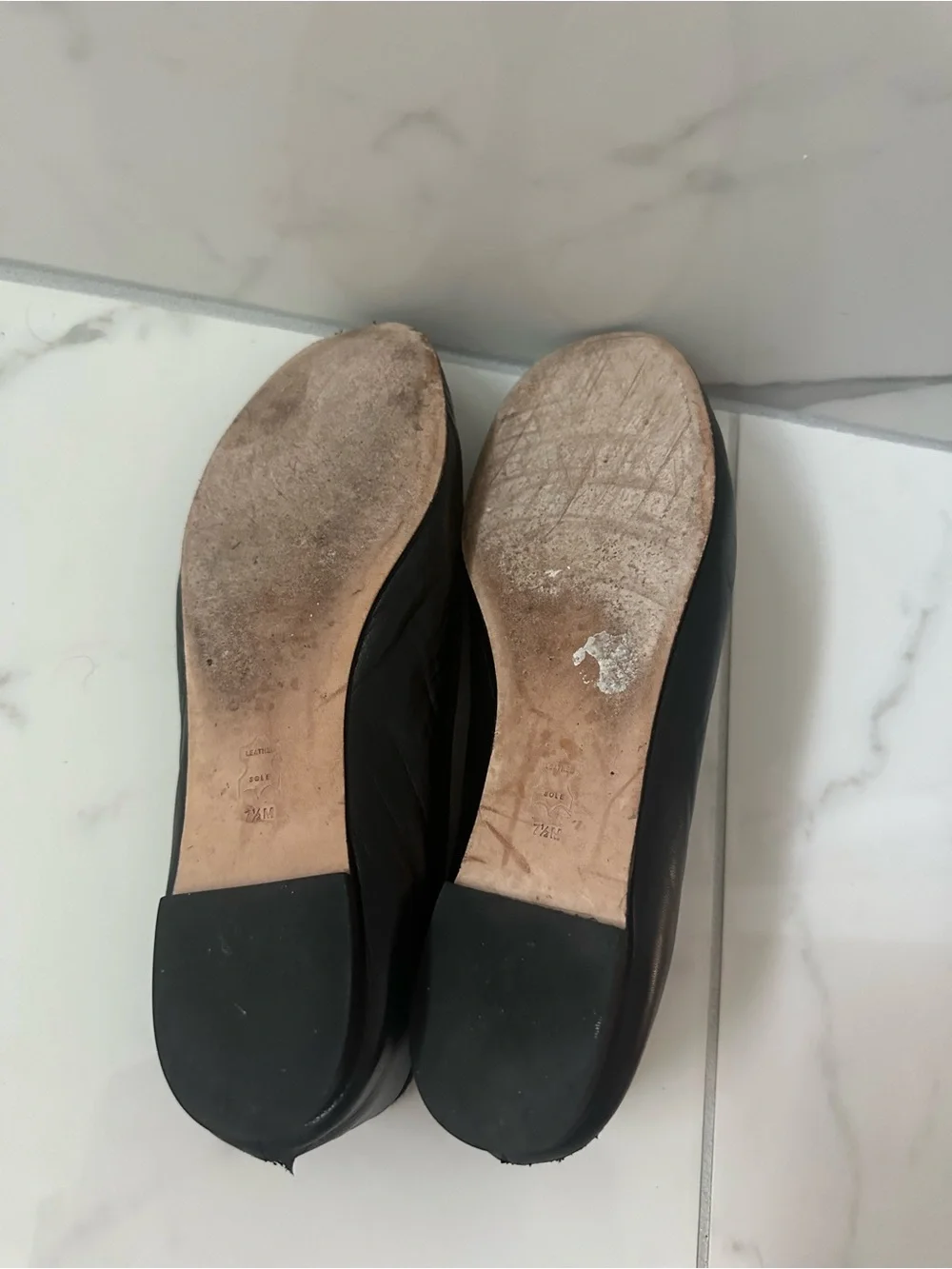 Tory Burch Black Leather Gold Logo Ballet Flats Size 7